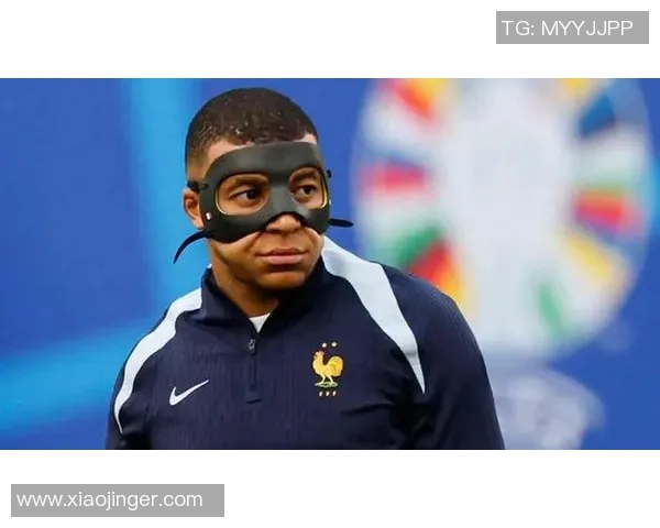 17号足球明星面具的神秘魅力与背后的故事揭秘 17号足球明星面具的神秘魅力与背后的故事揭秘