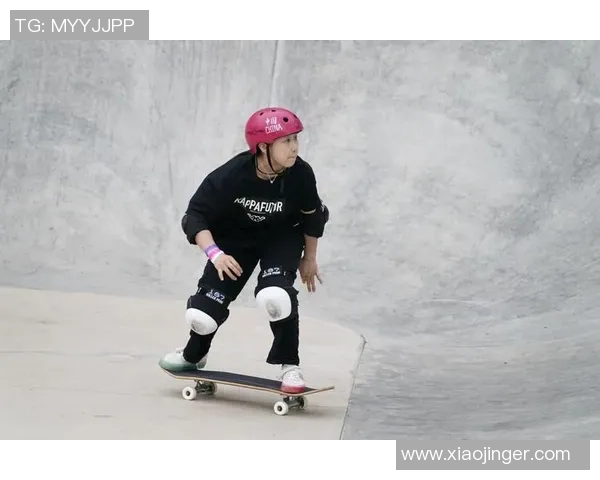 从零起步到滑板高手的全面技巧与训练指南 从零起步到滑板高手的全面技巧与训练指南