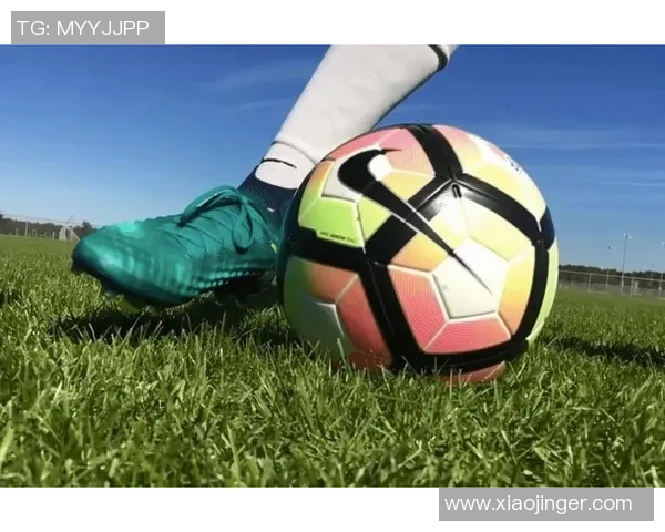 足球加氦气的奇妙实验让球场飞翔的梦想成真 足球加氦气的奇妙实验让球场飞翔的梦想成真