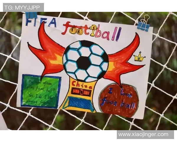 足球小西蒙的成长之路与梦想追逐的精彩故事